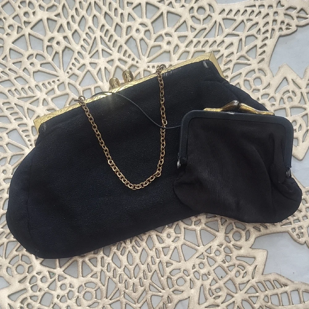 Black Evening Purse with Matching Coin Purse – Chain Strap – Classic